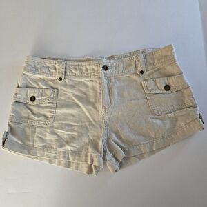 Linen Women's Cream Cargo Shorts